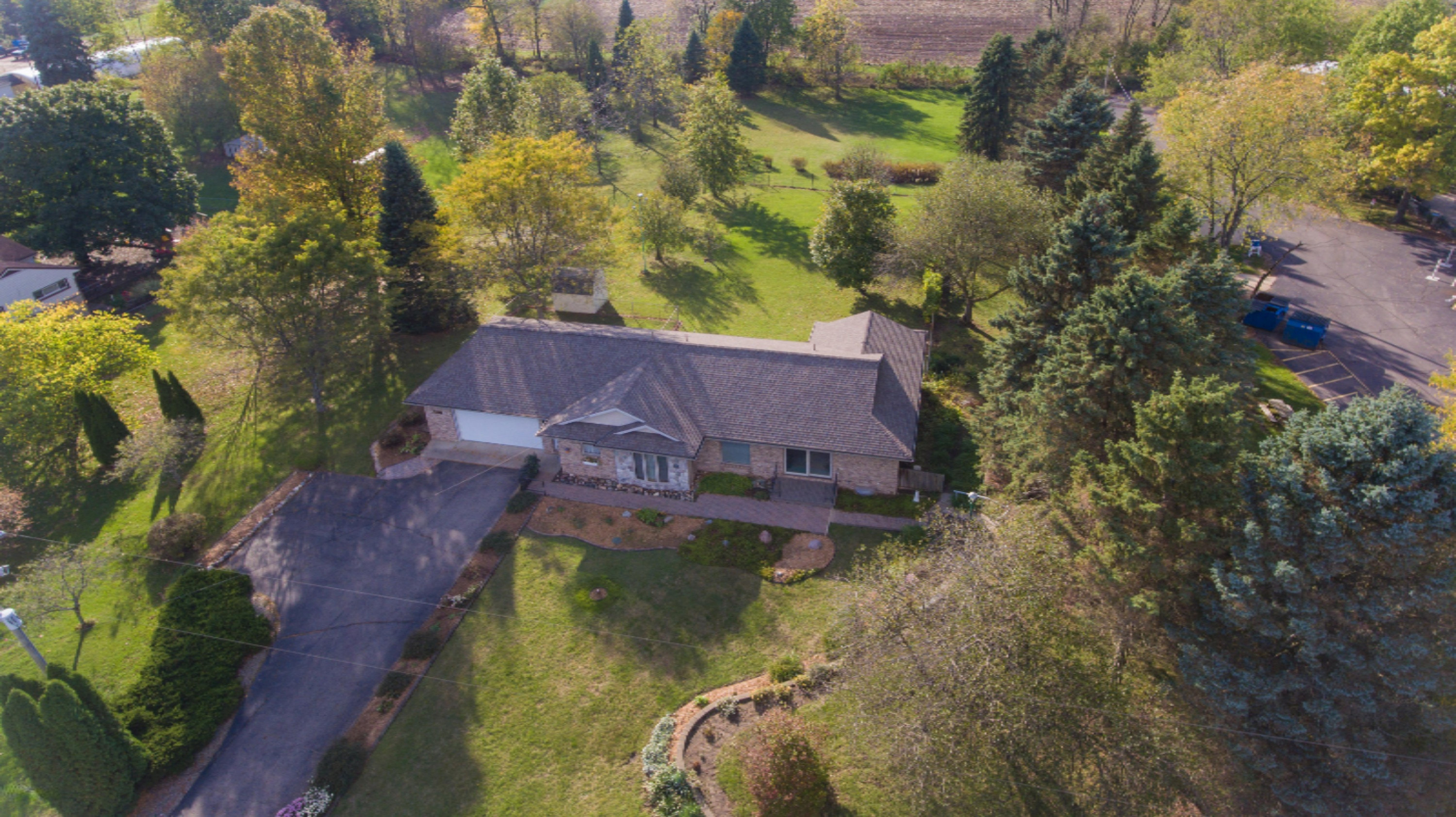2459 North Drake Road Kalamazoo, MI 49009 - Photo 3 of 29 2459_N_Drake_Road-04