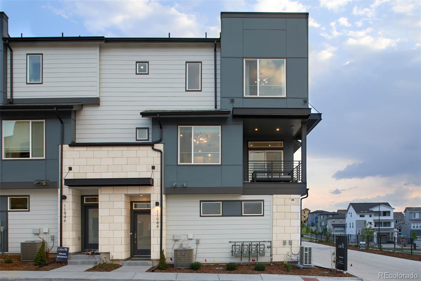 11891 Octave Avenue Lone Tree, CO 80134 - Photo 2 of 15