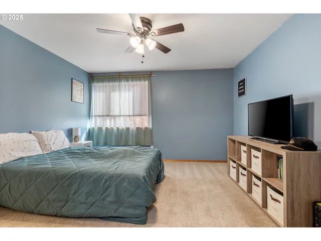 $405,000 | 492 Donna Drive, Newberg, OR 97132