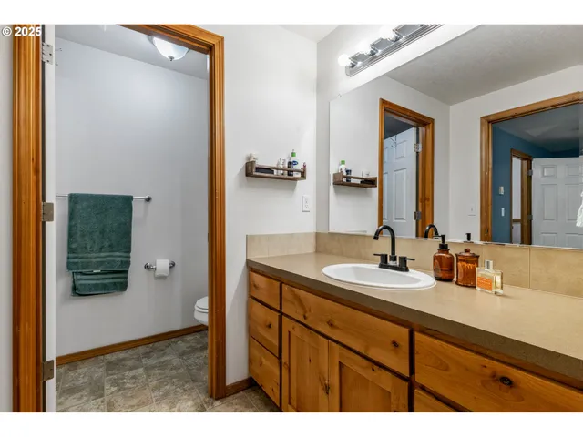 $405,000 | 492 Donna Drive, Newberg, OR 97132