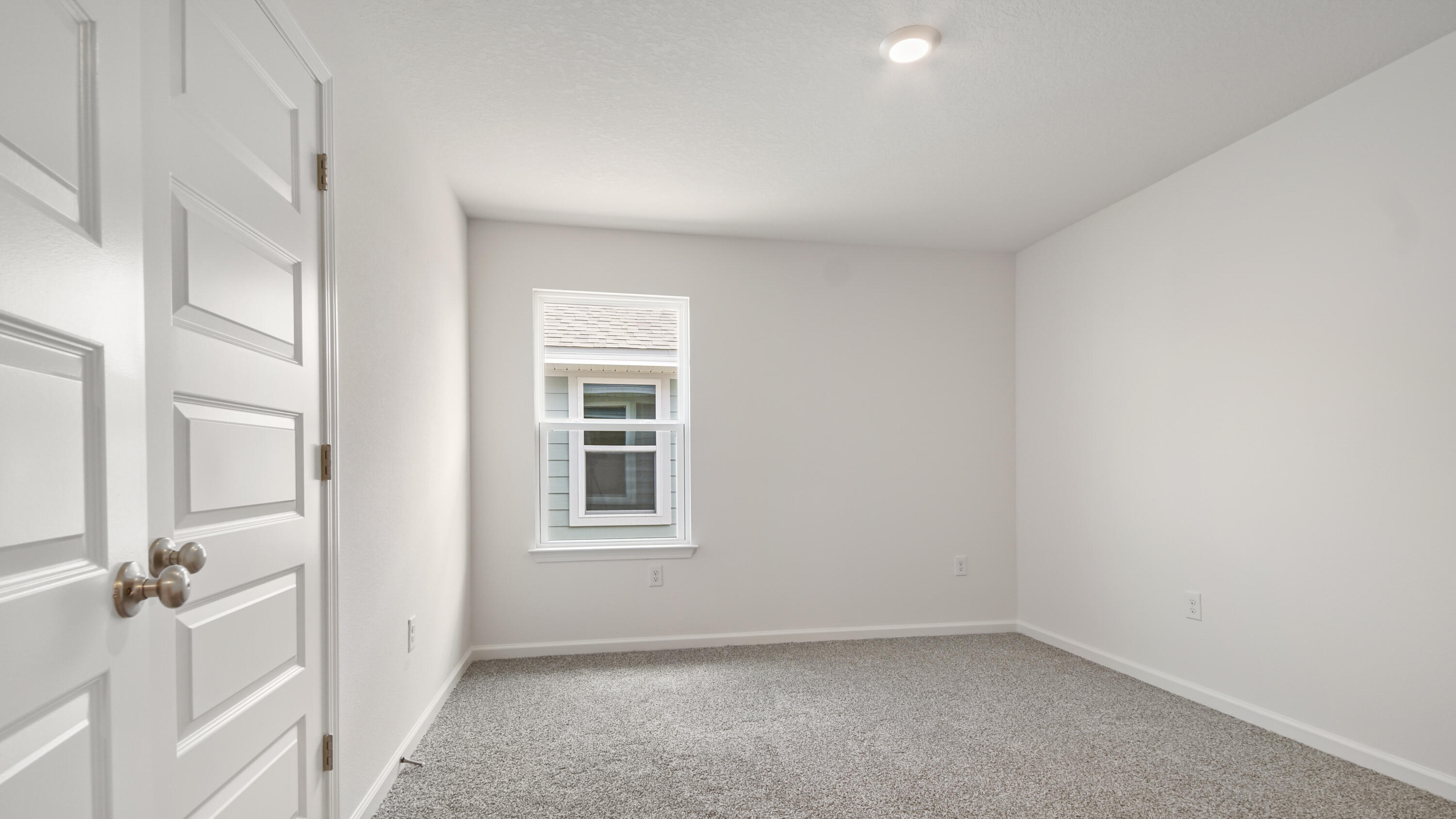 175 Eunola Lane Freeport, FL 32439 - Photo 12 of 33 DSC05912..