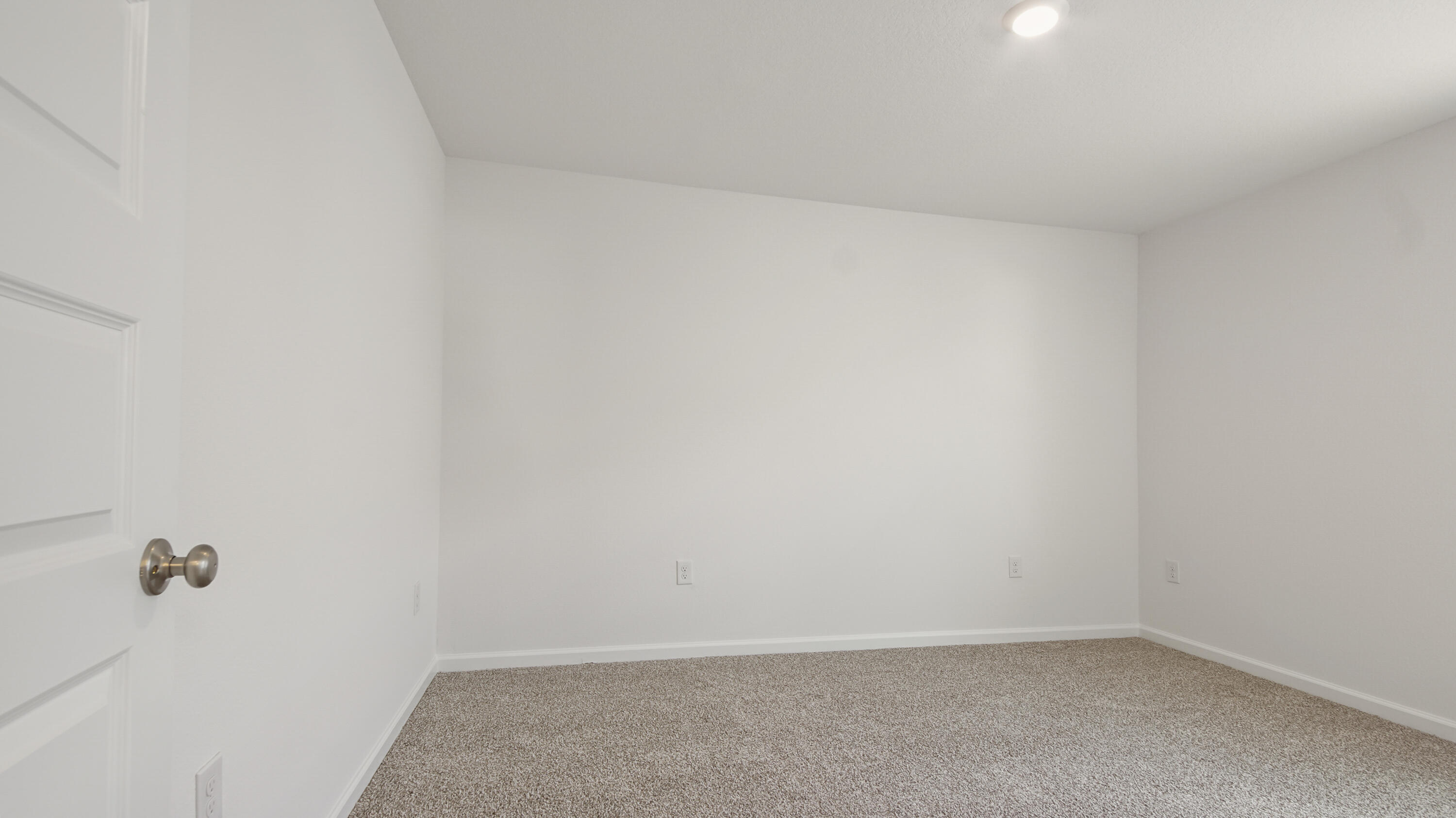 175 Eunola Lane Freeport, FL 32439 - Photo 4 of 33 DSC05885..