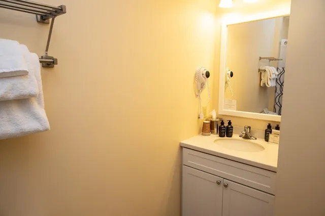 $79,500 | 368-370 Qtr I V Jackson Gore Inn, Ludlow, VT 05149