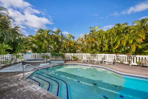 $470,000 | 75-6081 Alii Drive, Unit DD103, Kailua-Kona, HI 96740