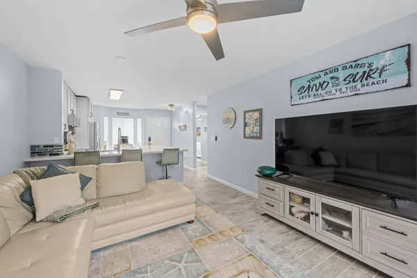 $470,000 | 75-6081 Alii Drive, Unit DD103, Kailua-Kona, HI 96740