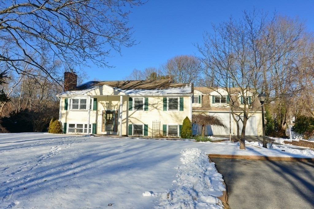 19 Haverstock Road Franklin, MA 02038 - Photo 1 of 37 Gallery Image 1