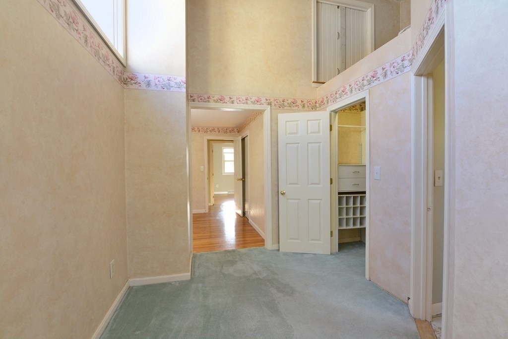 19 Haverstock Road Franklin, MA 02038 - Photo 14 of 37 Gallery Image 14