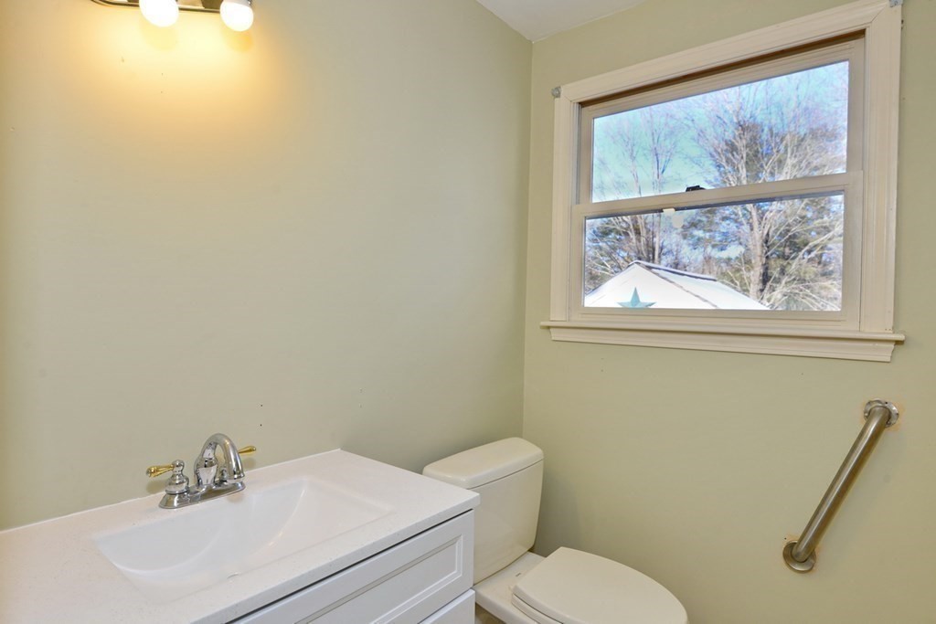 19 Haverstock Road Franklin, MA 02038 - Photo 15 of 37 Gallery Image 15