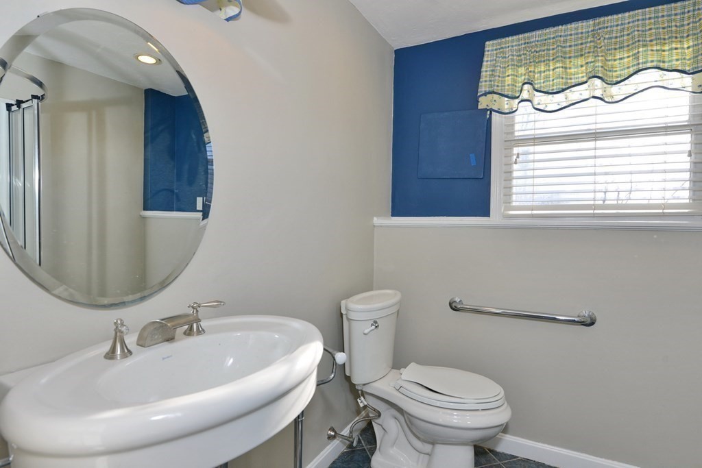 19 Haverstock Road Franklin, MA 02038 - Photo 20 of 37 Gallery Image 20