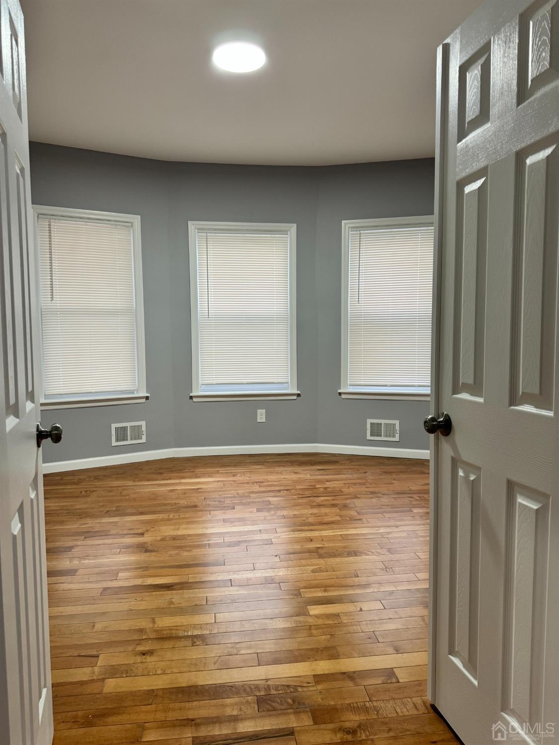 43 Frederick Terrace, Unit 2 Irvington, NJ 07111 - Photo 5 of 11