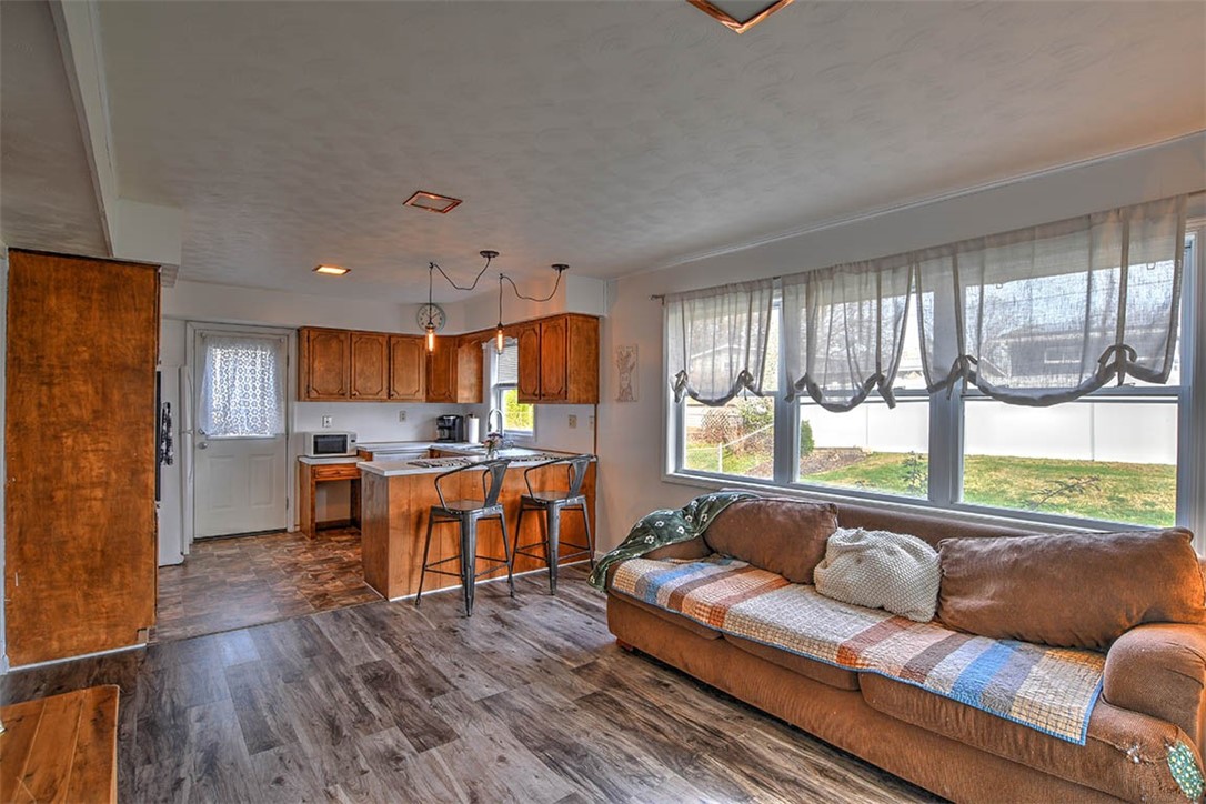 4128 North Sunderland Drive Decatur, IL 62526 - Photo 11 of 28 Gallery Image 11