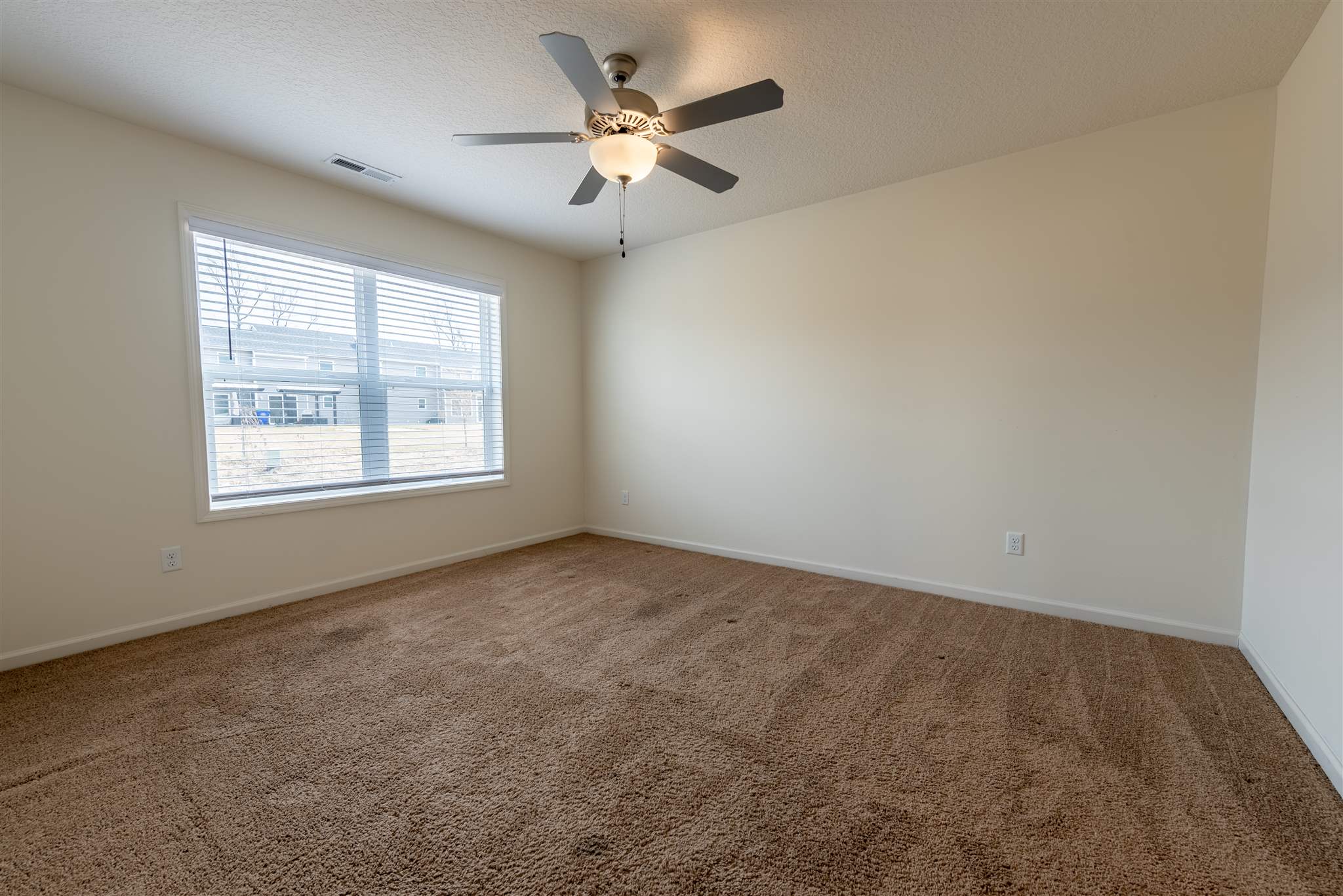 2194 Blue Spring Run Fort Wayne, IN 46808 - Photo 14 of 33 Gallery Image 14