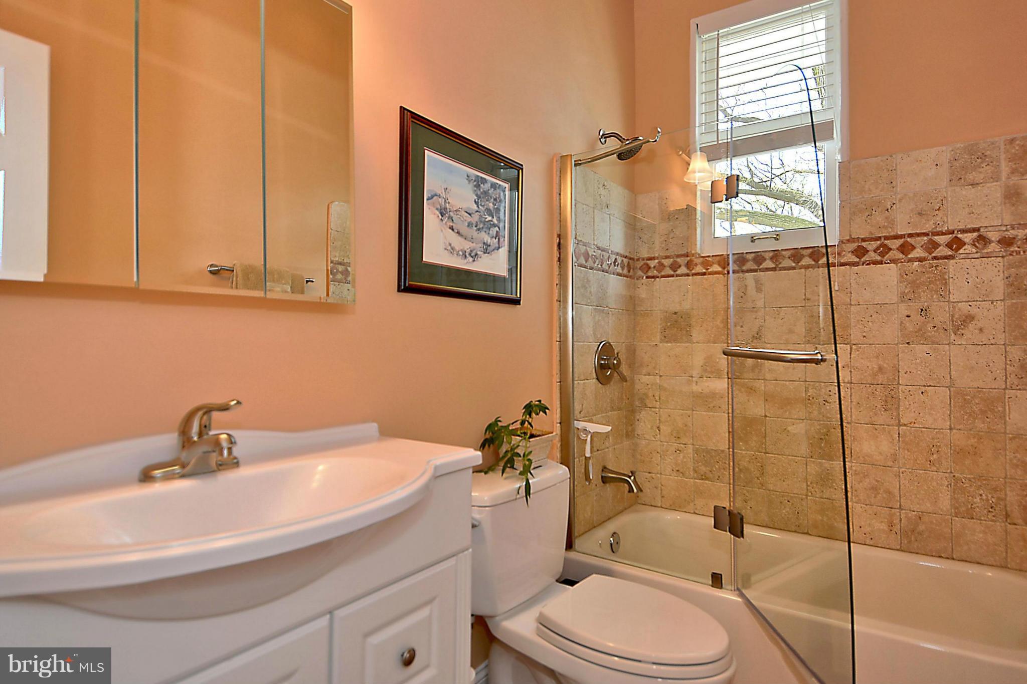 7220 Blair Road Northwest Washington, DC 20012 - Photo 18 of 30 Bath