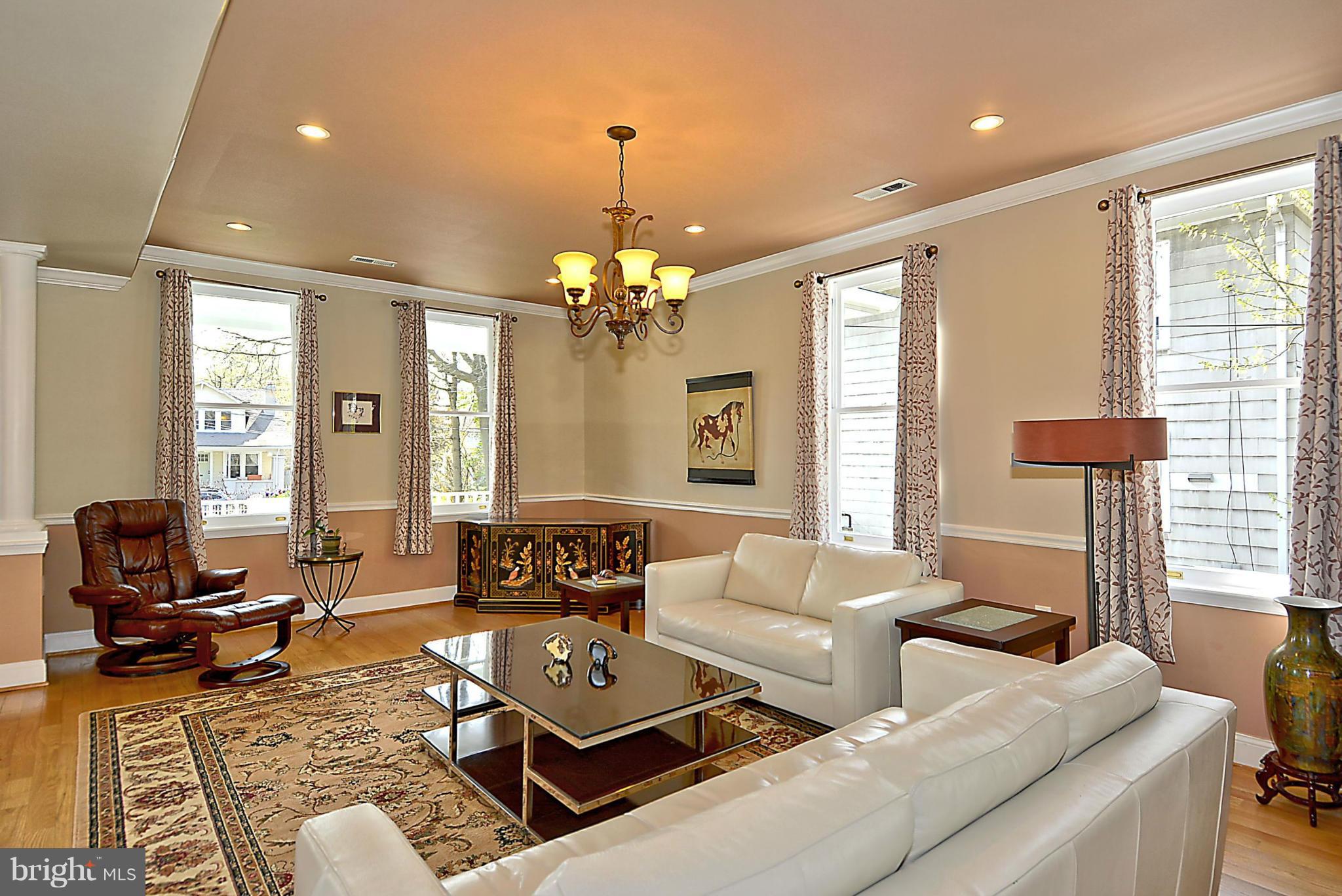 7220 Blair Road Northwest Washington, DC 20012 - Photo 3 of 30 Living Room