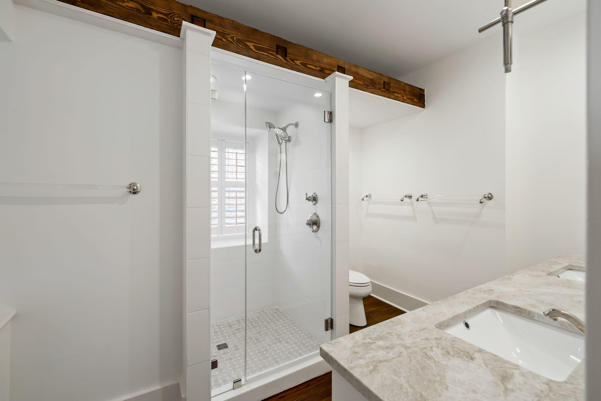 8 Elliott Street Charleston, SC 29401 - Photo 13 of 19 13-web-or-mls-8 Elliott St CoastalRE-10