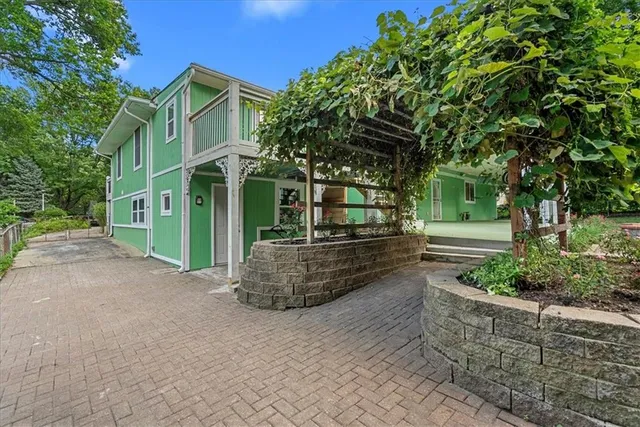 $645,000 | 7522 Mackey Street, Overland Park, KS 66204