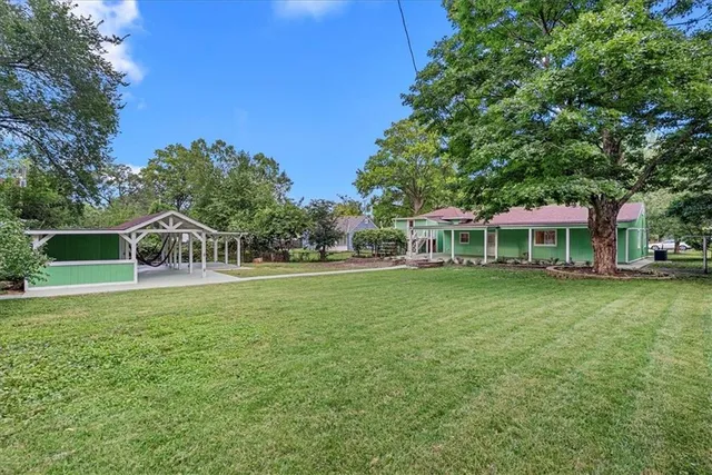 $645,000 | 7522 Mackey Street, Overland Park, KS 66204