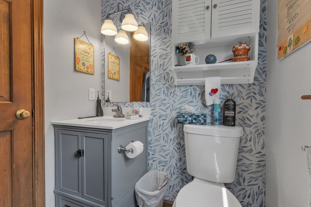 31 Fox Run Road Bellingham, MA 02019 - Photo 26 of 42