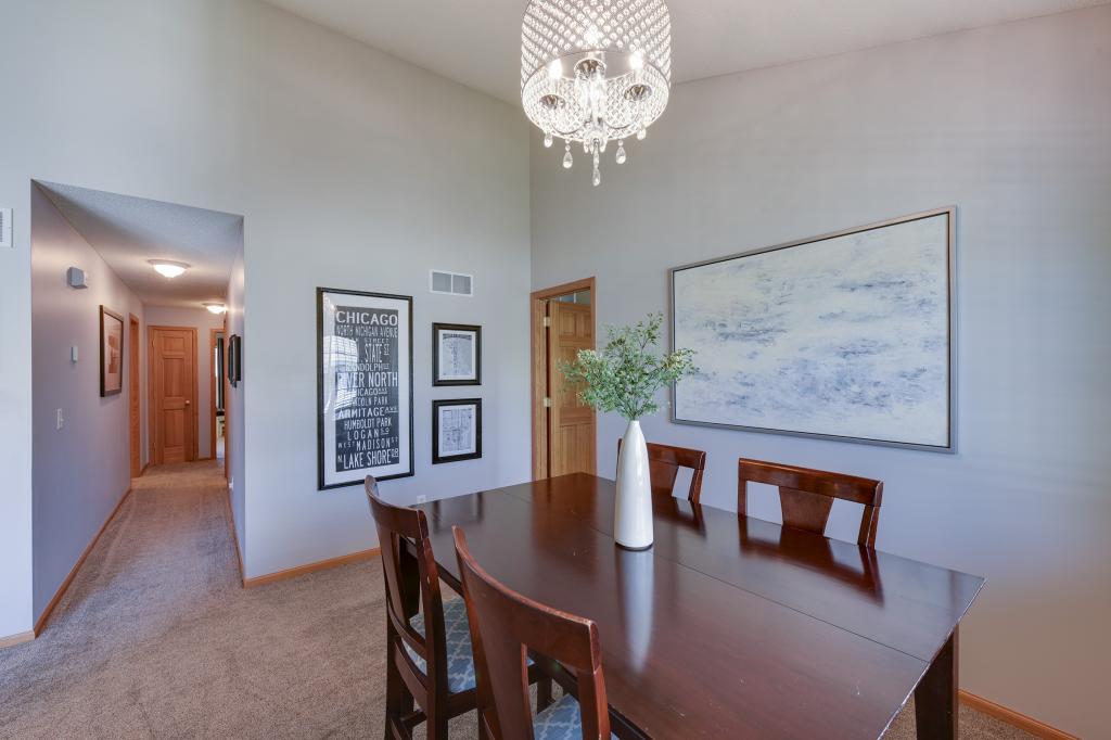 6711 Folkestone Road Apple Valley, MN 55124 - Photo 9 of 20 Gallery Image 9