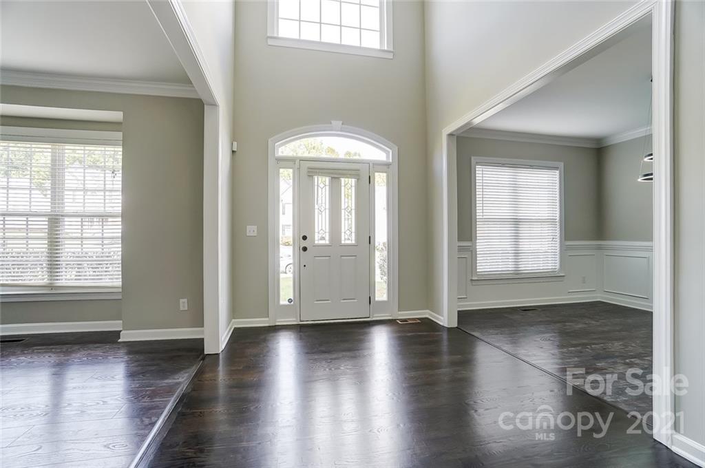 1927 Copperplate Road Charlotte, NC 28262 - Photo 4 of 47
