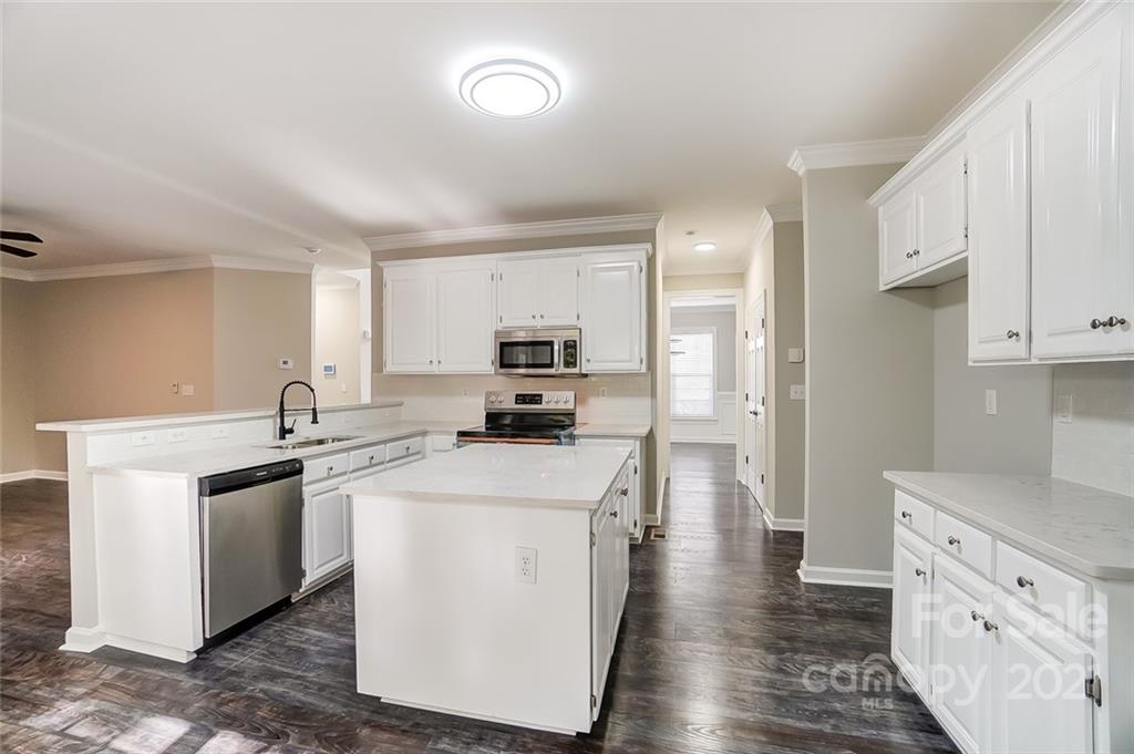 1927 Copperplate Road Charlotte, NC 28262 - Photo 10 of 47