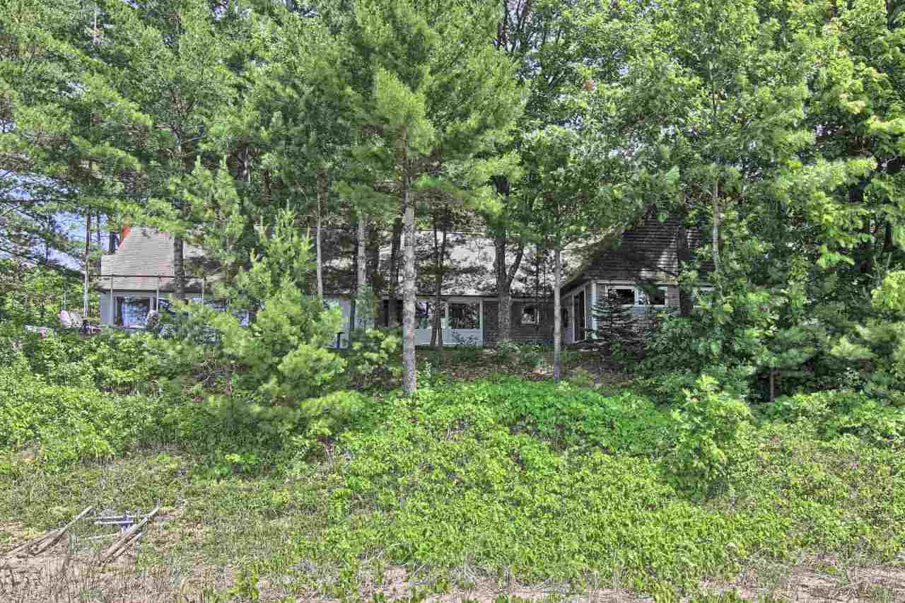 7425 Deepwater Point Road Williamsburg, MI 49690 - Photo 15 of 20 1796685-14.JPG