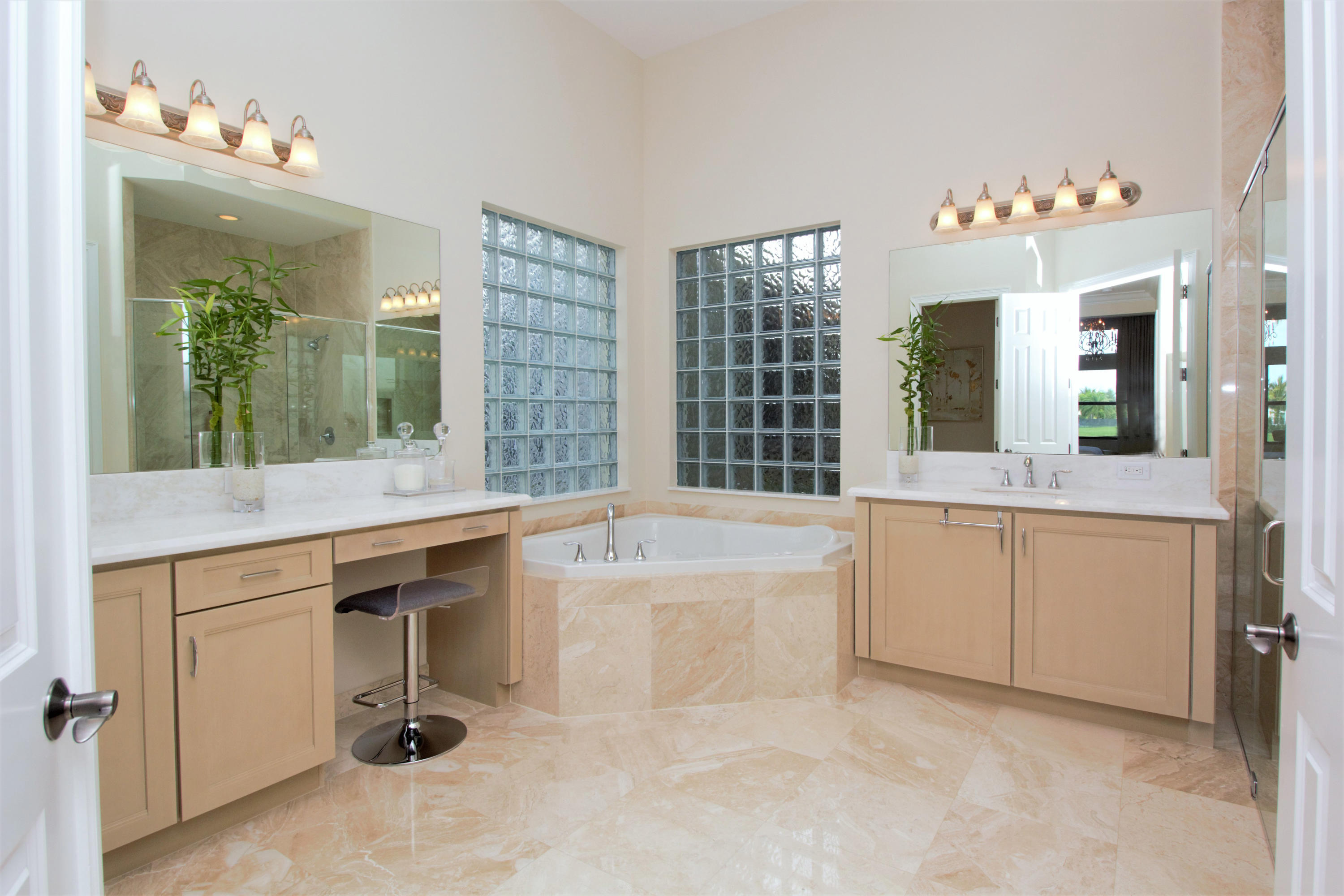16831 Pavilion Way Delray Beach, FL 33446 - Photo 18 of 65 Master bath