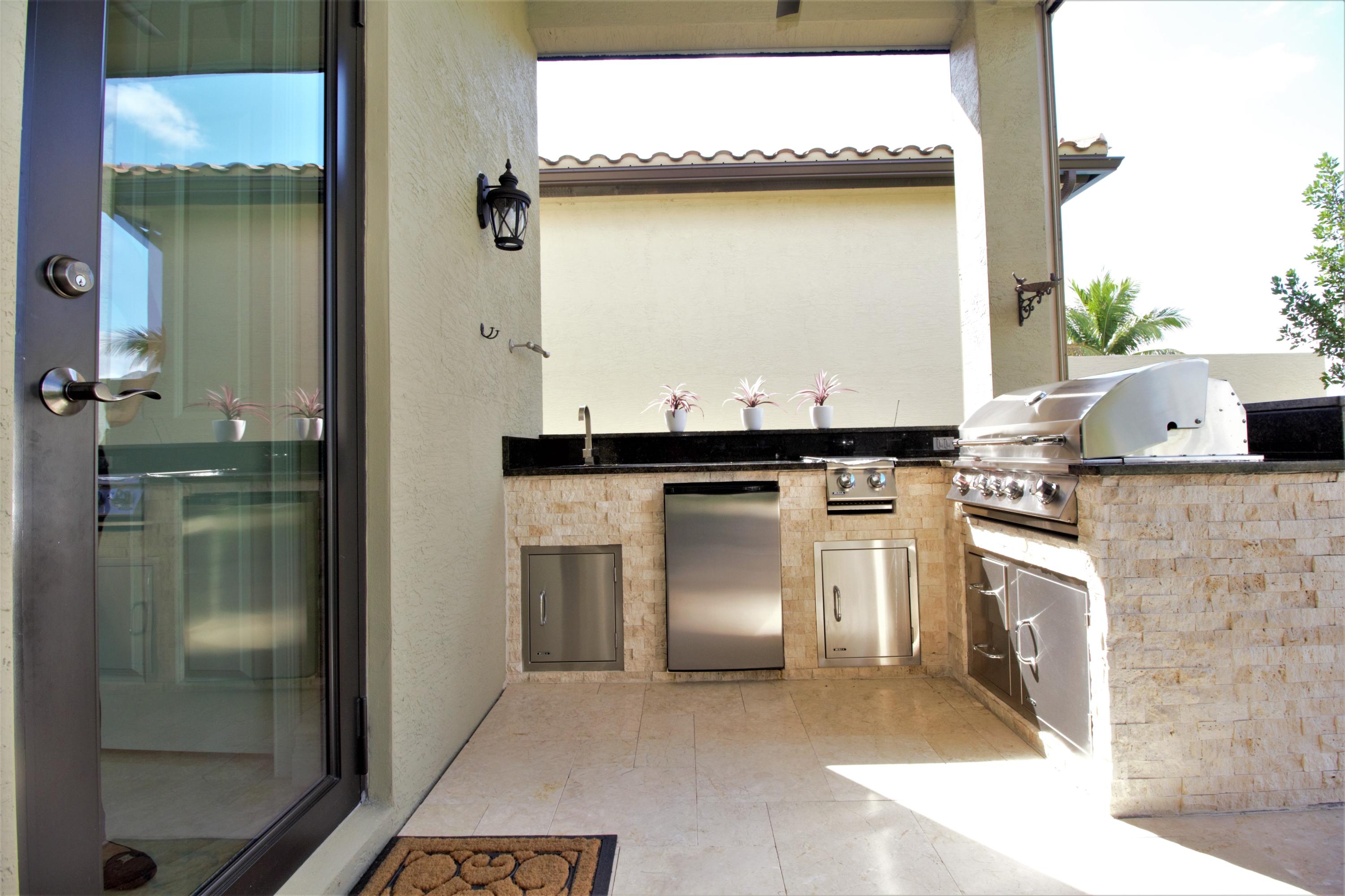 16831 Pavilion Way Delray Beach, FL 33446 - Photo 37 of 65 Summer kitchen