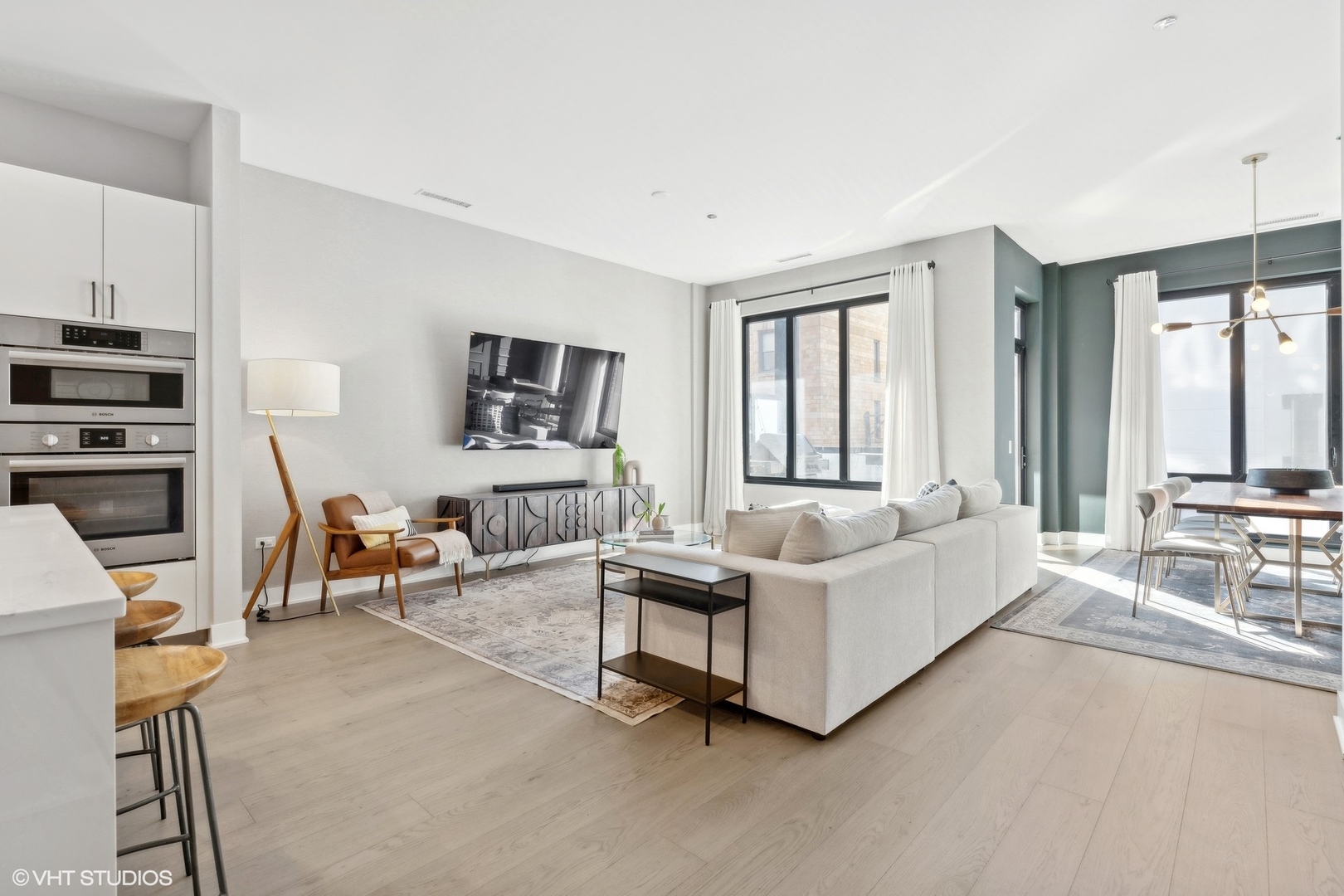 313 South Racine Avenue, Unit 3D Chicago, IL 60607 - Photo 5 of 42