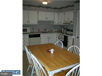 1602 Walnut Ridge Drive Pottstown, PA 19464 - Photo 2 of 12 Kitchen