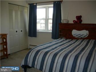 1602 Walnut Ridge Drive Pottstown, PA 19464 - Photo 6 of 12 Bedroom - Main