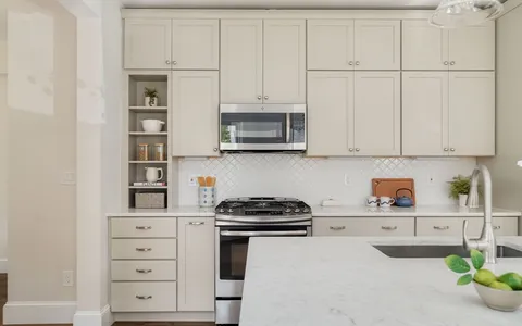 $1,425,000 | 15 Monument Street, Medford, MA 02155