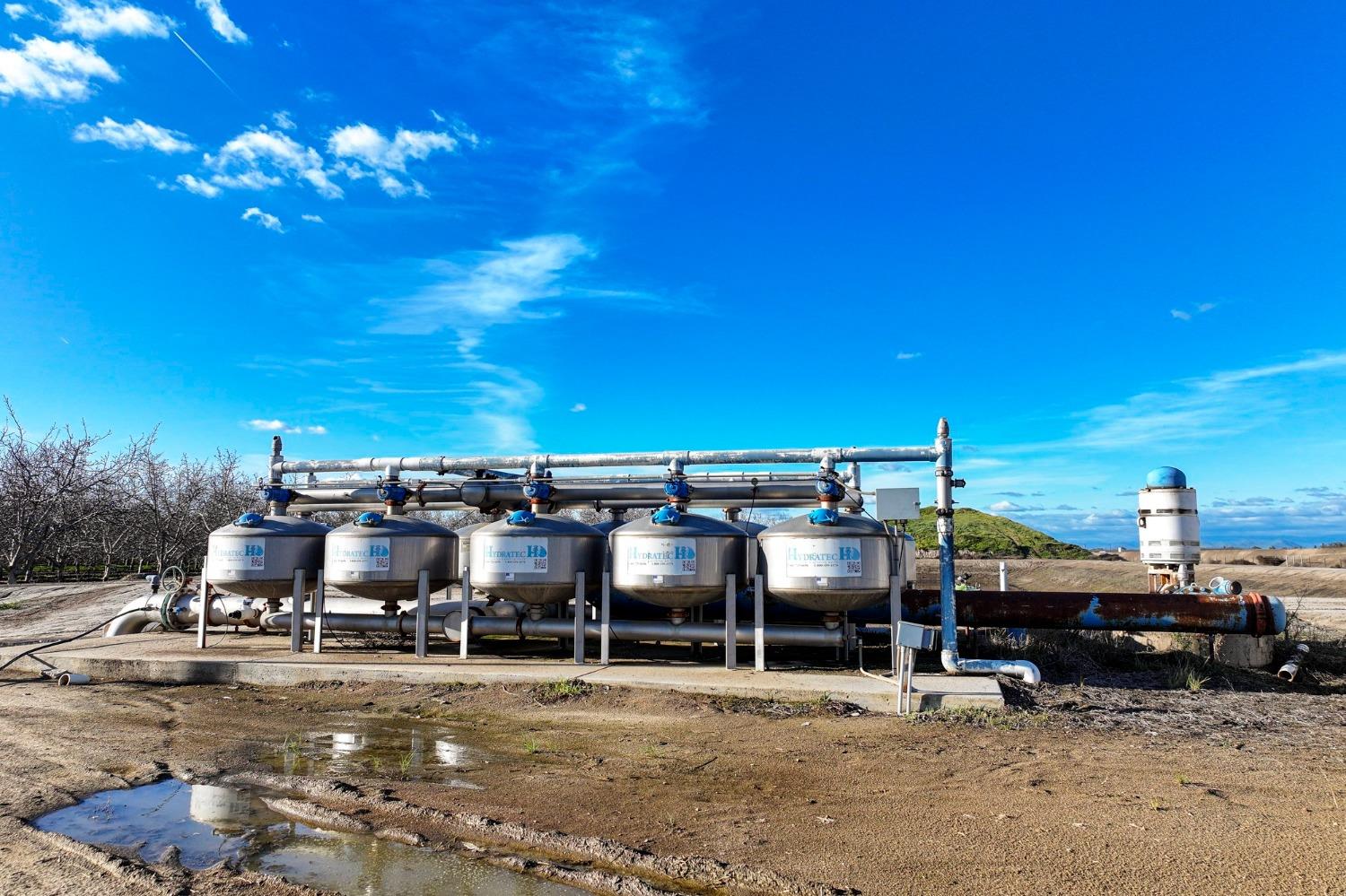 3012 North Oakmore Road Tulare, CA 93274 - Photo 11 of 12 a view of a ball ground