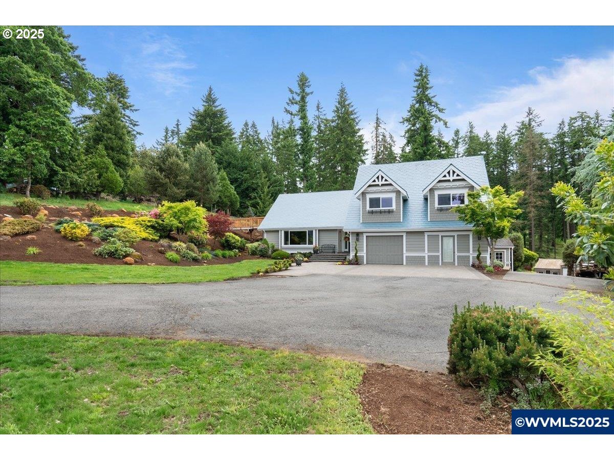 5225 Forest Ridge Road Northeast Silverton, OR 97381 - Photo 2 of 35 Gallery Image 2