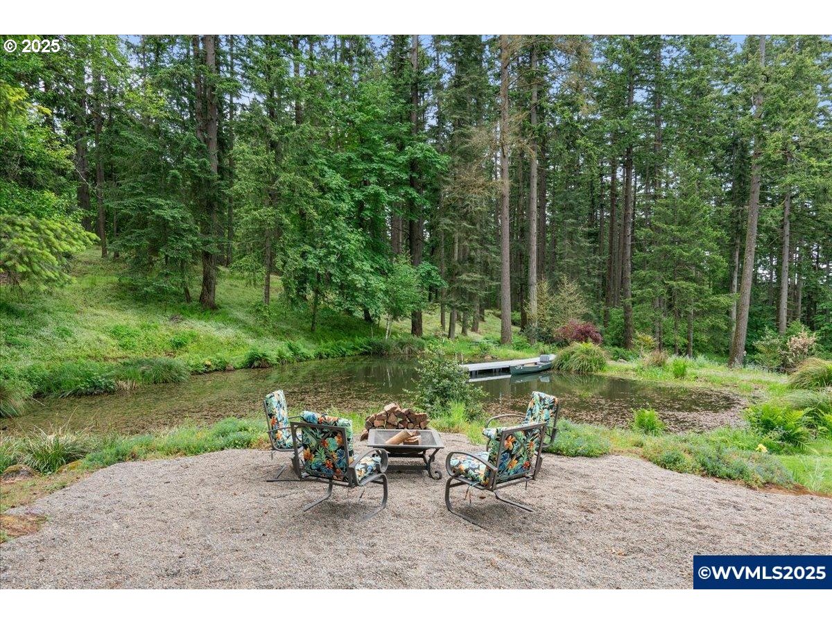 5225 Forest Ridge Road Northeast Silverton, OR 97381 - Photo 7 of 35 Gallery Image 7