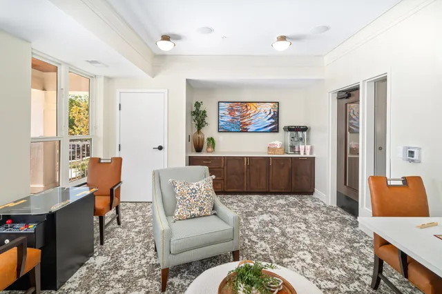 $441,237 | 2350 Harbor Place, Unit 309, Mound, MN 55364