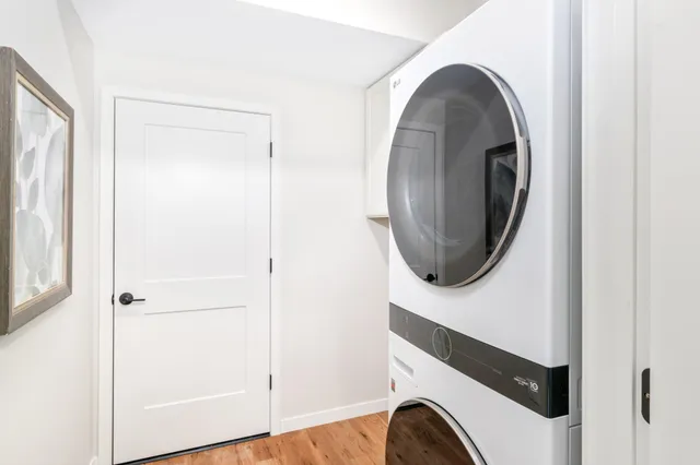 $441,237 | 2350 Harbor Place, Unit 309, Mound, MN 55364