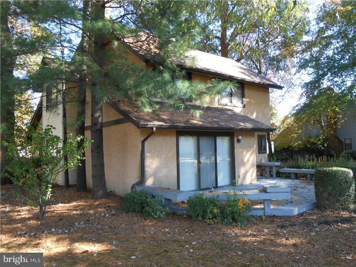 4 Bryce Road Voorhees, NJ 08043 - Photo 7 of 14 Exterior Back