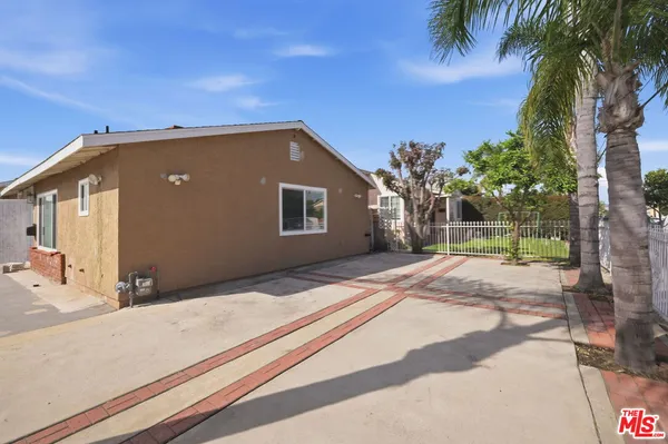 $800,000 | 541 McDonald Avenue, Wilmington, CA 90744