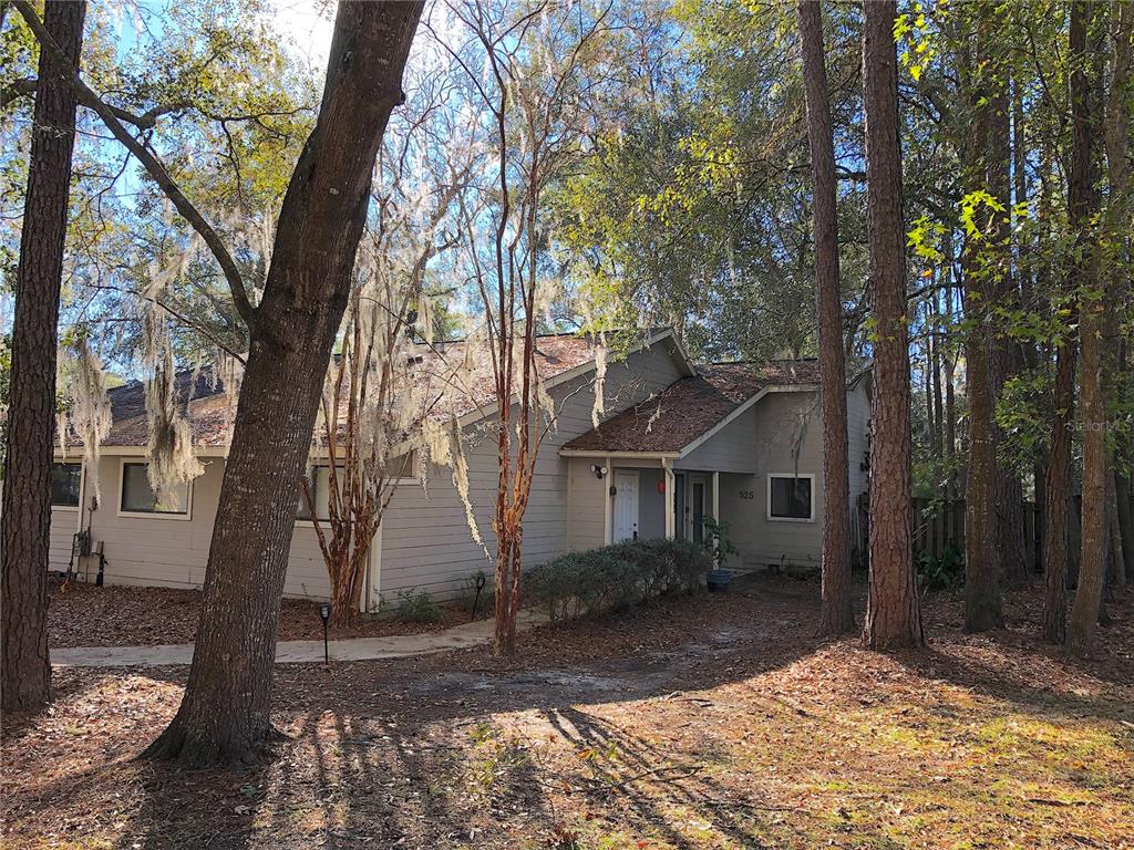 525 Northwest 39th Drive Gainesville, FL 32607 - Photo 1 of 1 Front