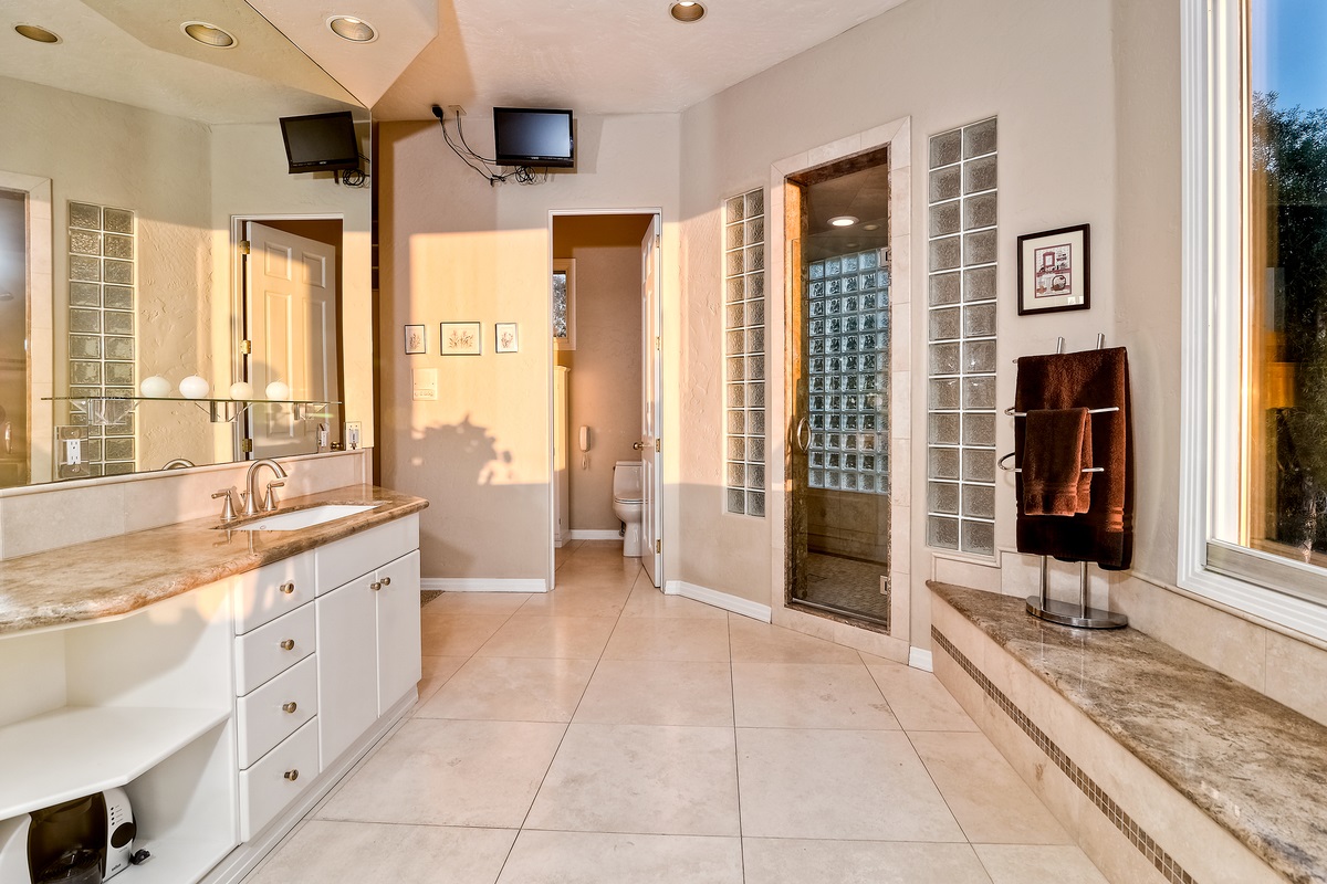 13397 Old Winery Road Poway, CA 92064 - Photo 10 of 25