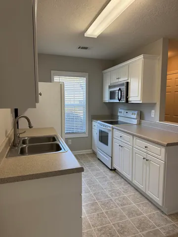 $1,500 | 6015 Sanibel Drive, Augusta, GA 30909