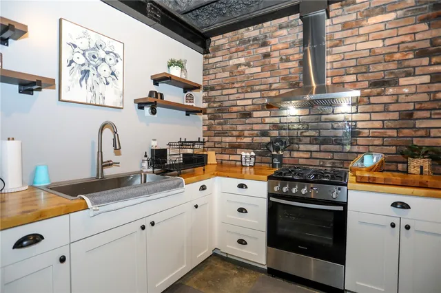 $729,000 | 731 Christmas Tree Lane, Walhalla, SC 29691