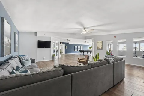 $350,000 | 1021 Scott Street, Unit 122, San Diego, CA 92106