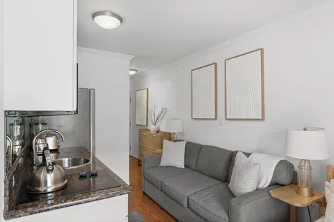 $350,000 | 1021 Scott Street, Unit 122, San Diego, CA 92106