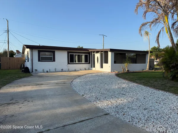 $2,400 | 2695 Kefauver Street, Melbourne, FL 32935