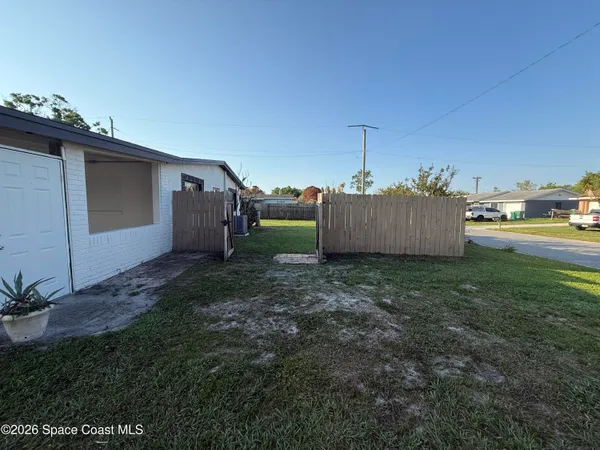 $2,400 | 2695 Kefauver Street, Melbourne, FL 32935
