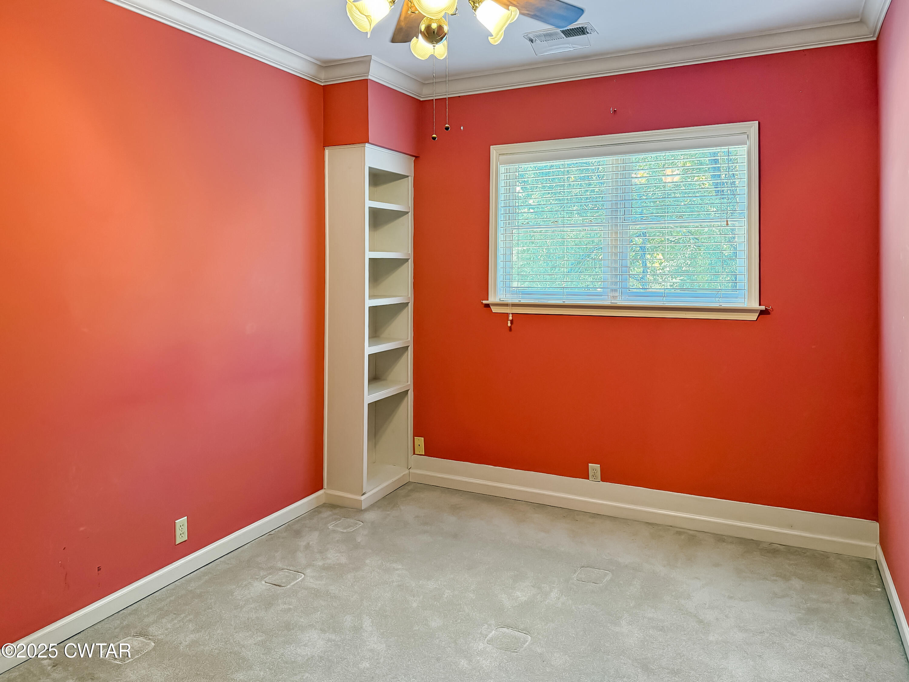 1647 Forsythe Trail Collierville, TN 38017 - Photo 21 of 32 an empty room with windows