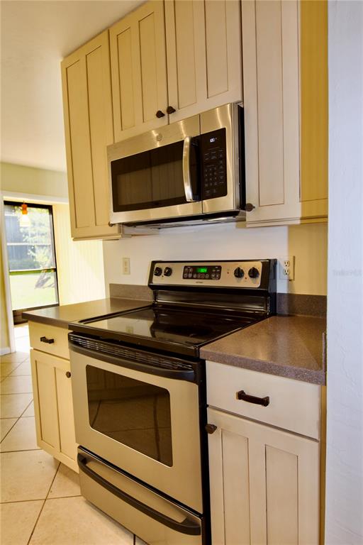 625 White Pine Tree Road, Unit 23 Venice, FL 34285 - Photo 21 of 41