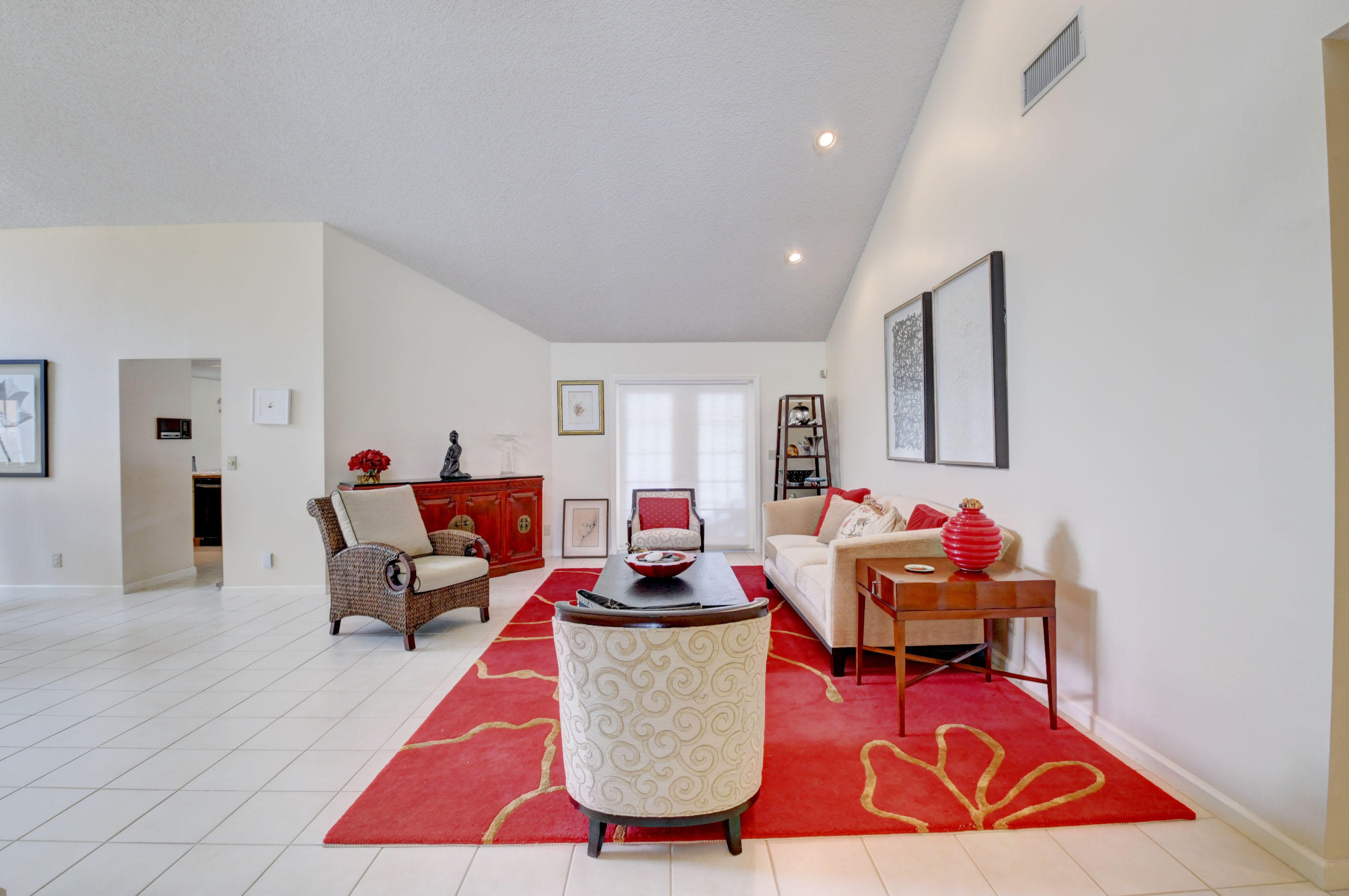 23017 L'Ermitage Circle Boca Raton, FL 33433 - Photo 3 of 41 DSC_7463_4_5_6_7